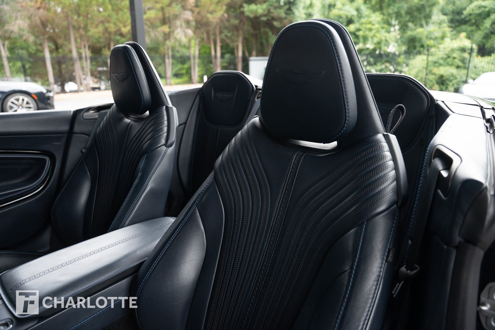 Used 2019 Aston Martin DB11 Volante RWD image 20