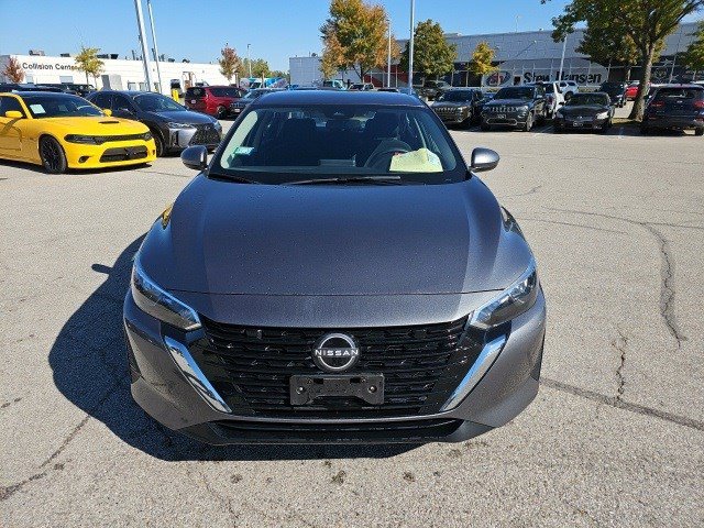 Used 2024 Nissan Sentra S image 9