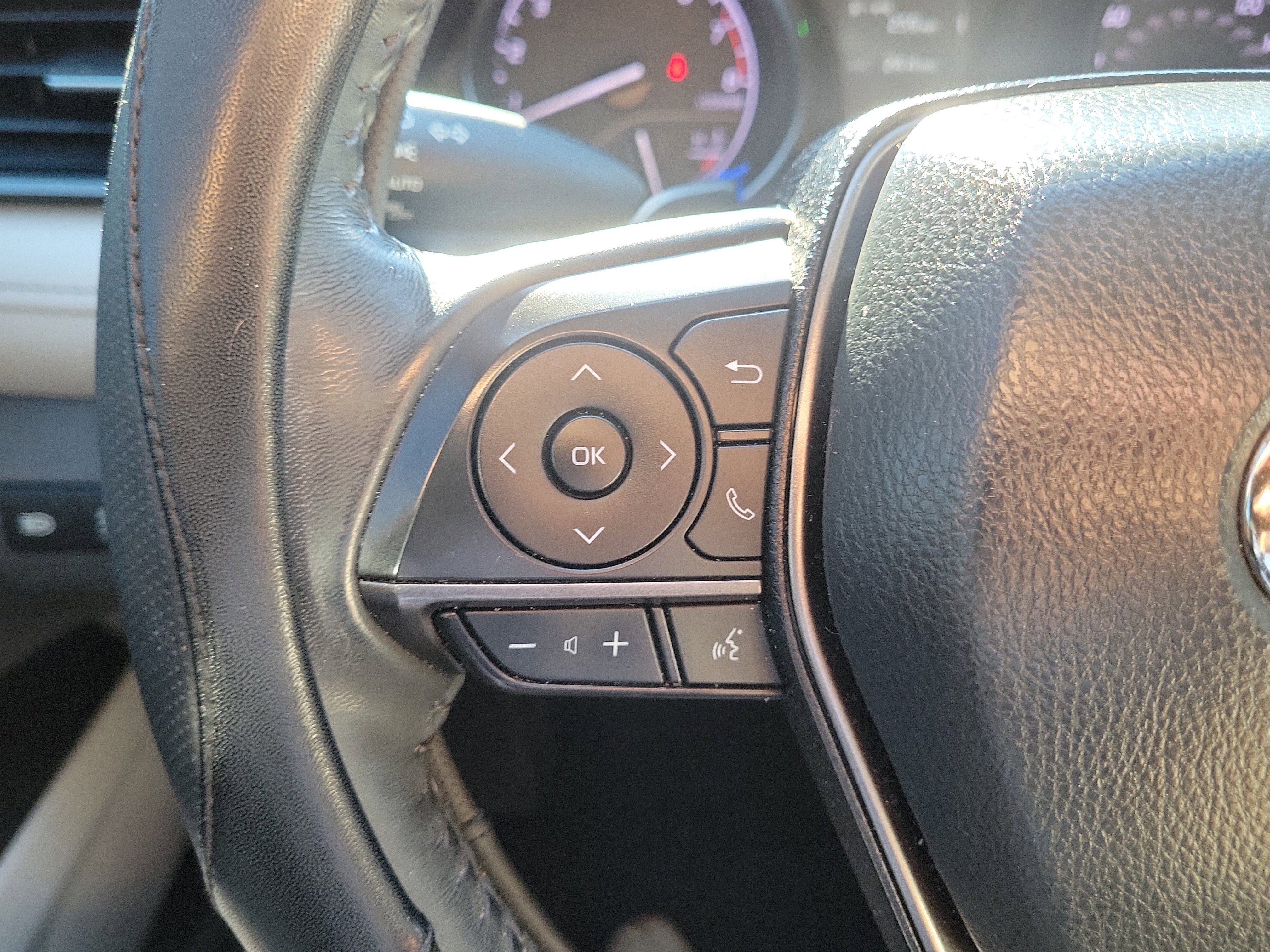 Used 2021 Toyota Camry SE w/ Audio Upgrade Package FWD image 27