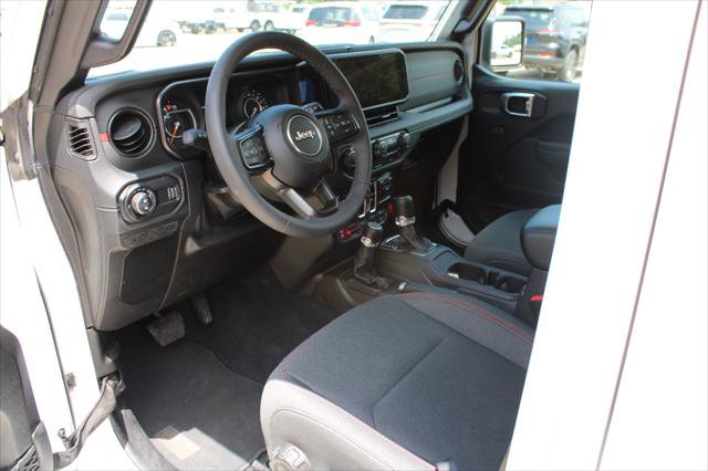 Certified 2026 Jeep Gladiator Rubicon AWD/4WD image 20