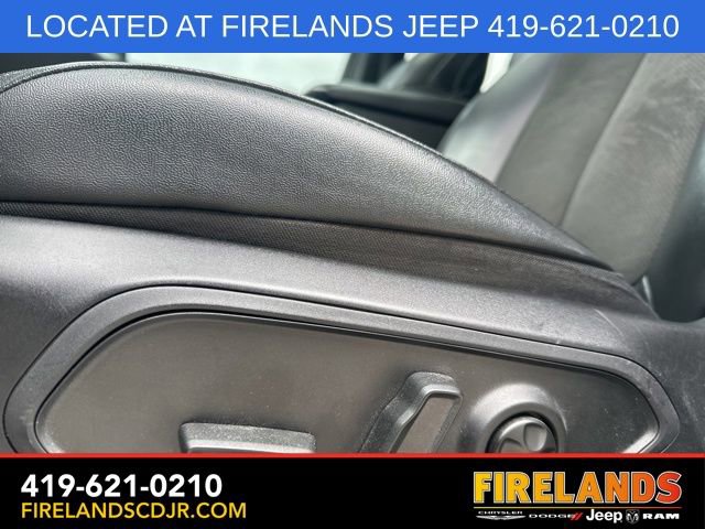 Used 2023 Jeep Grand Cherokee L Altitude image 15
