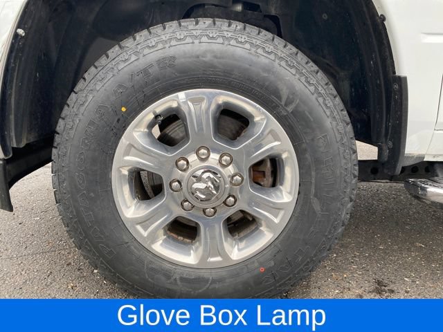 Used 2024 RAM 3500 Big Horn AWD/4WD image 23