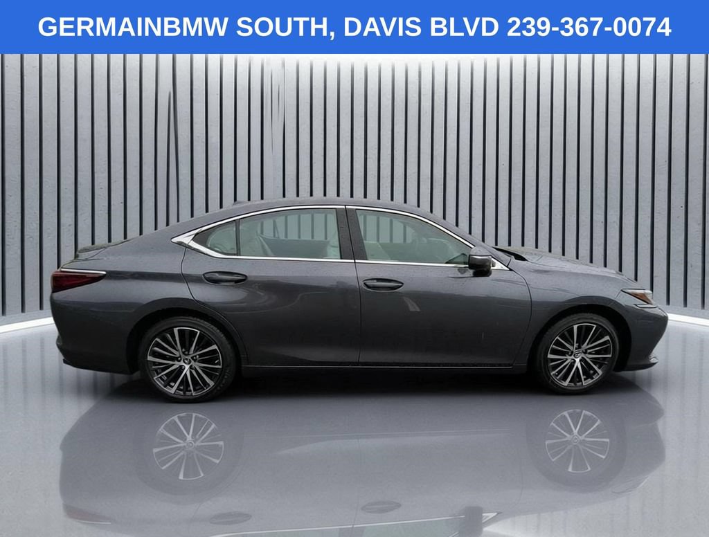 Used 2024 Lexus ES 350 w/ Premium Package FWD image 4