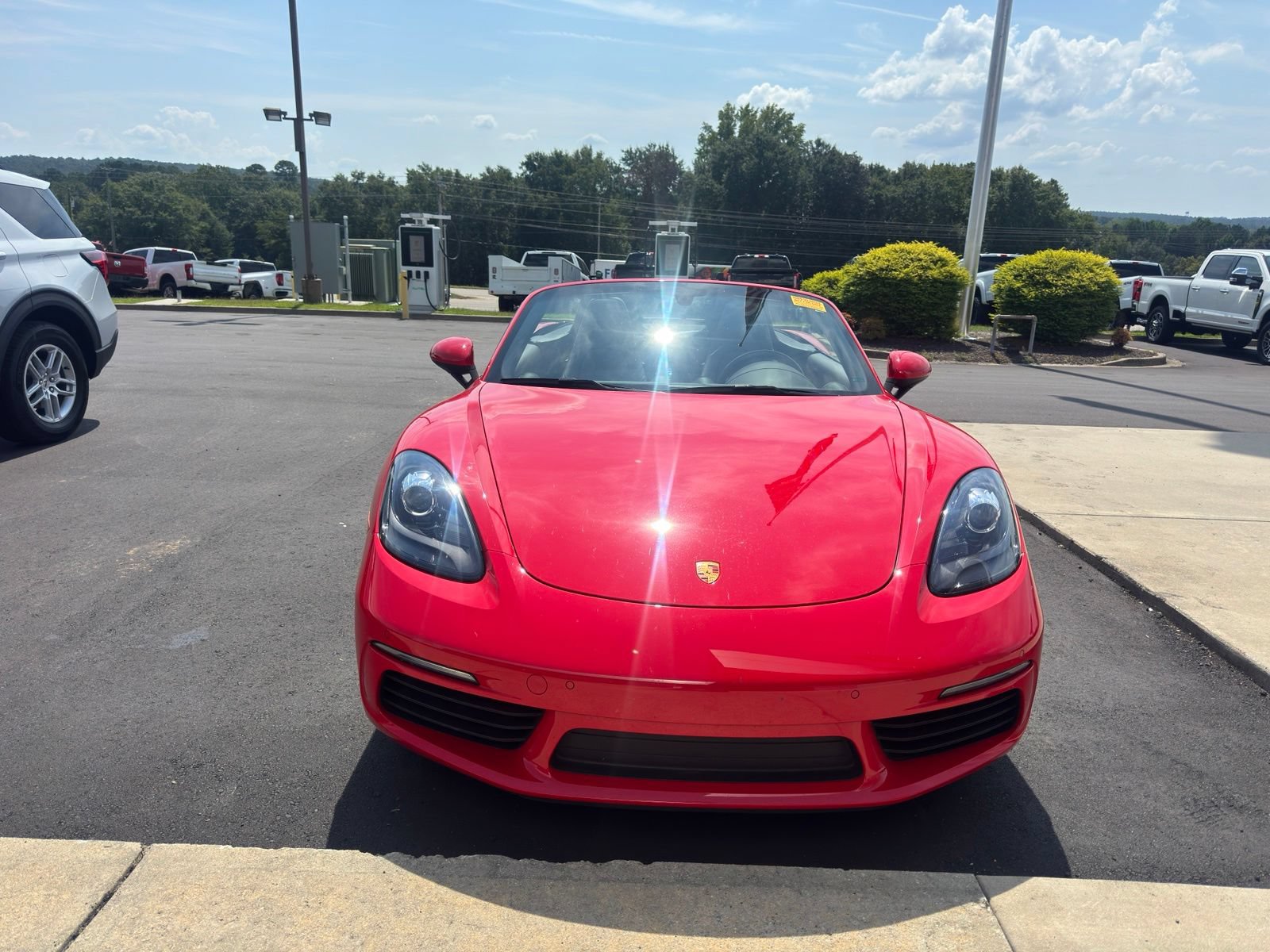 Used 2019 Porsche 718 Boxster RWD image 2
