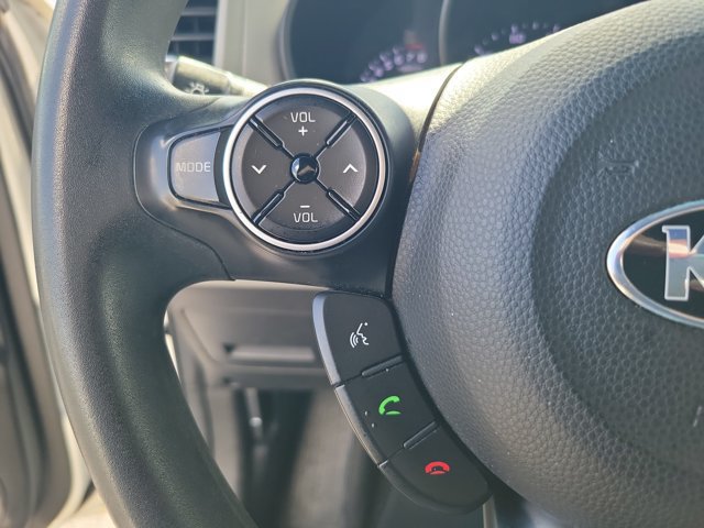 Used 2016 Kia Soul FWD image 21