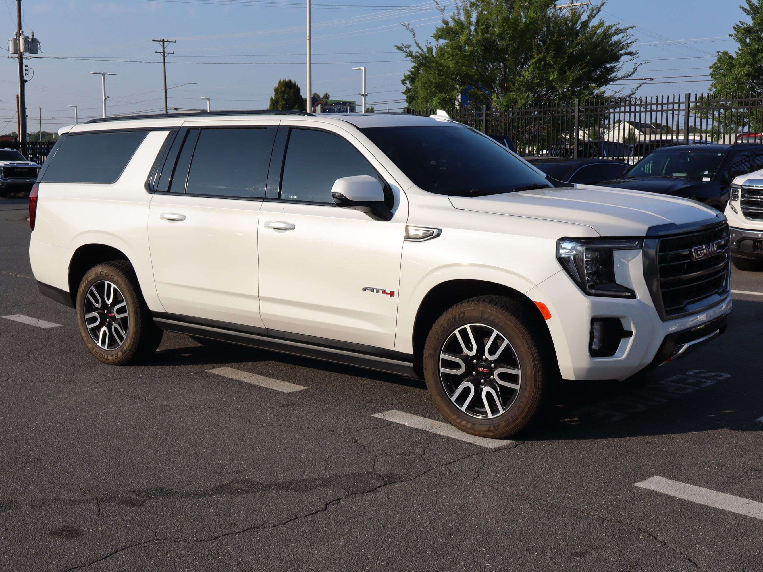 Used 2021 GMC Yukon XL AT4 w/ AT4 Premium Package AWD/4WD video 2