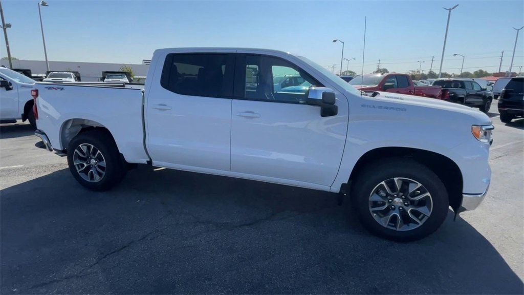 New 2026 Chevrolet Silverado 1500 LT image 3