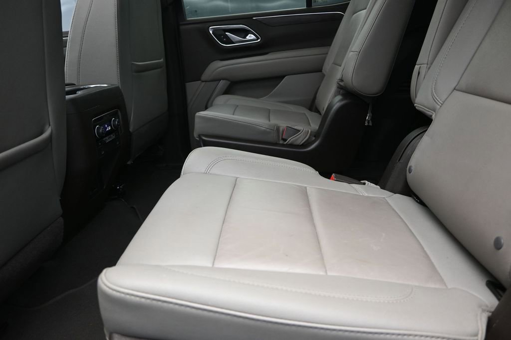 Used 2022 Chevrolet Tahoe LT w/ LT Signature Package AWD/4WD image 16
