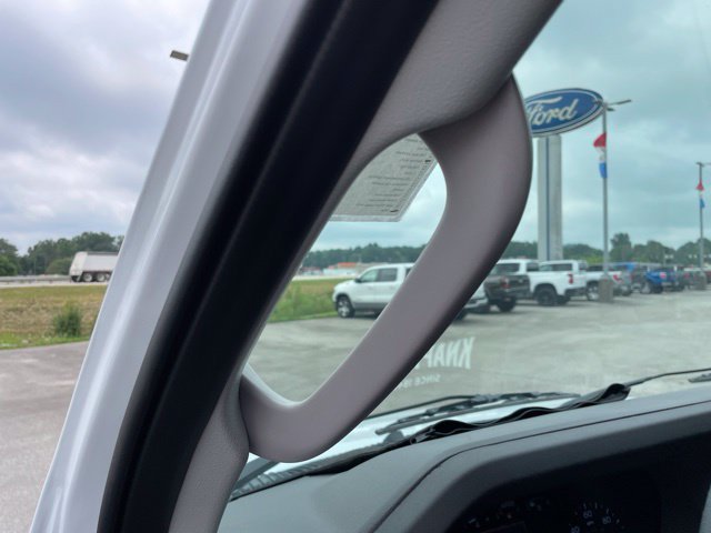 New 2027 Ford E-350 and Econoline 350 Super Duty w/ Power Equipment Group RWD image 25