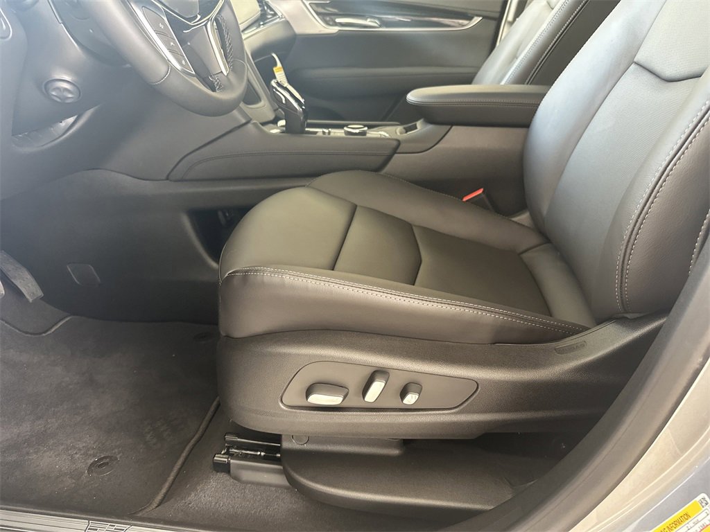 New 2026 Cadillac XT5 Premium Luxury w/ Driver Assist Package image 14