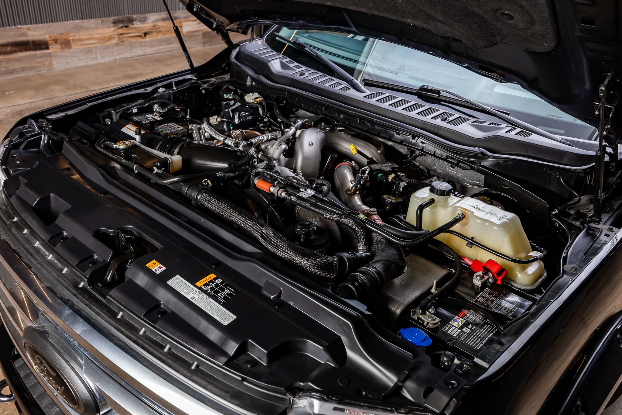 Used 2024 Ford F250 Limited image 40