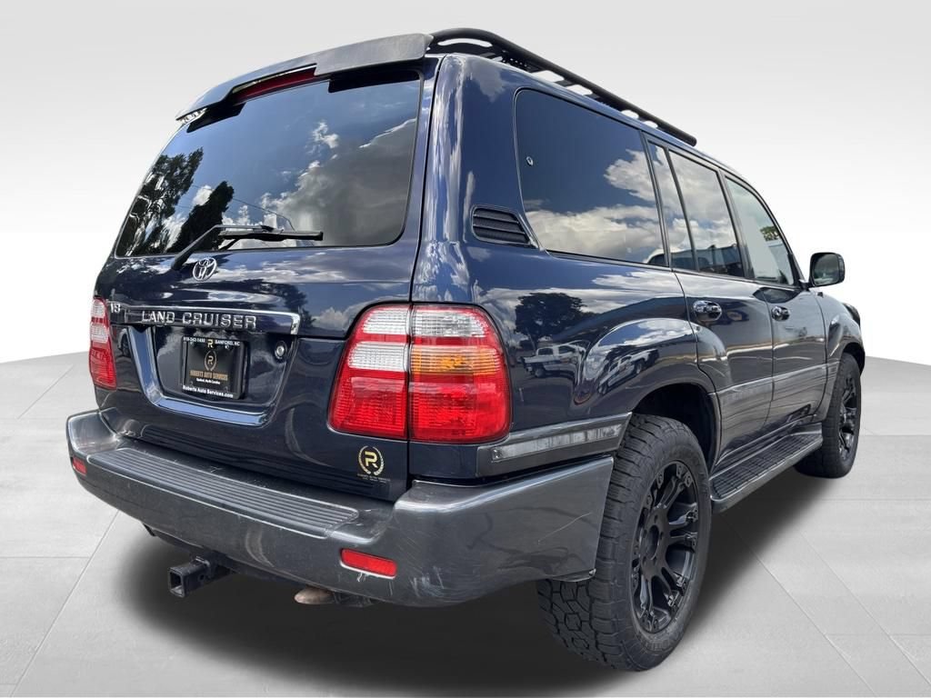 Used 2004 Toyota Land Cruiser w/ Convenience Pkg AWD/4WD image 5