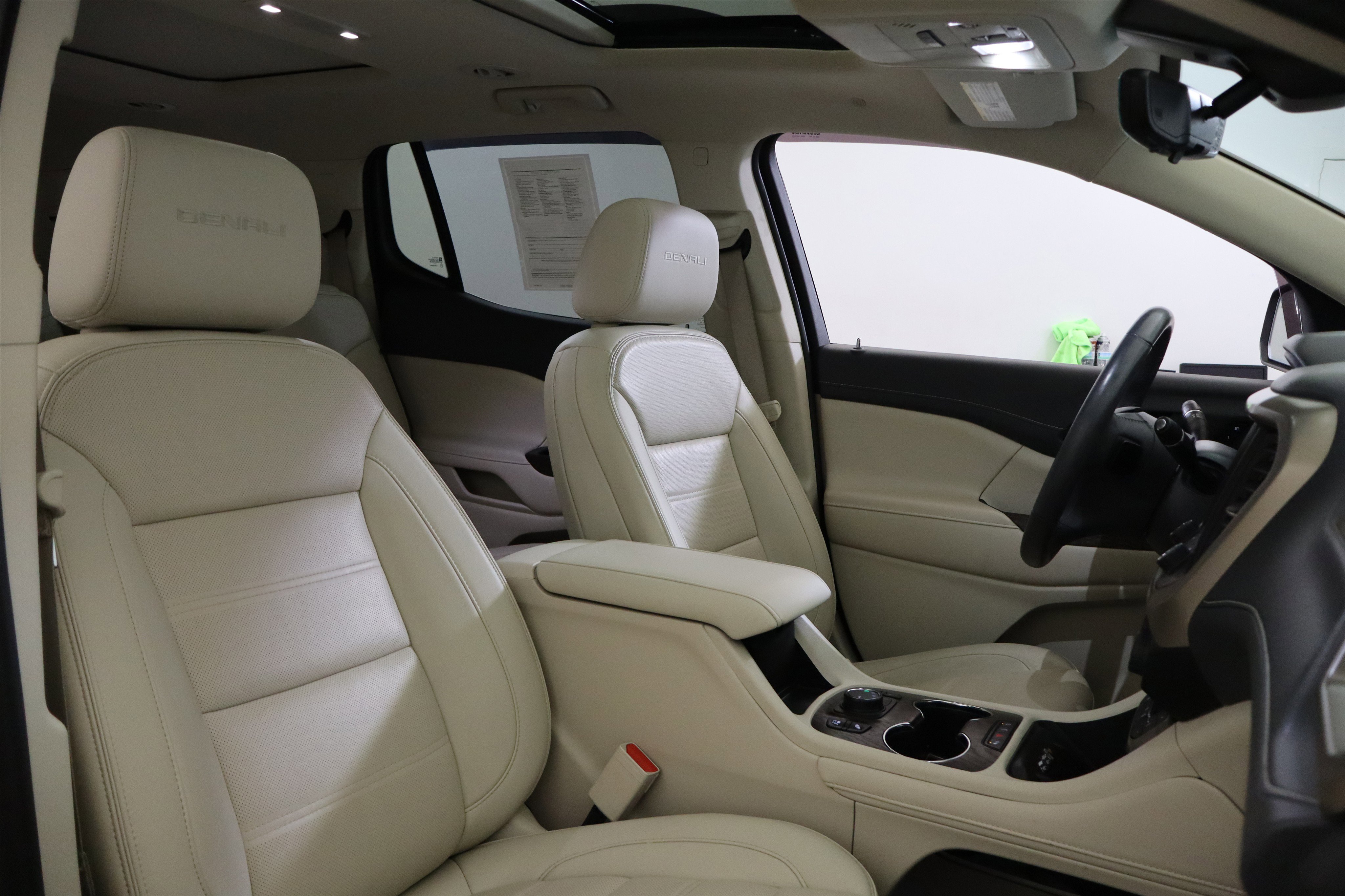 Used 2022 GMC Acadia Denali w/ Denali Ultimate Package image 20