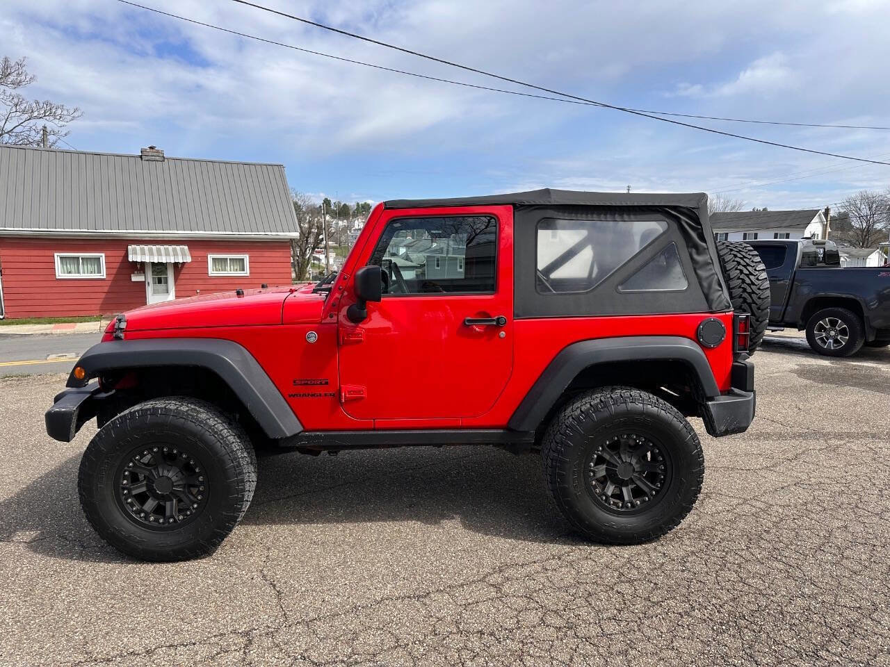 Used 2015 Jeep Wrangler Sport image 8