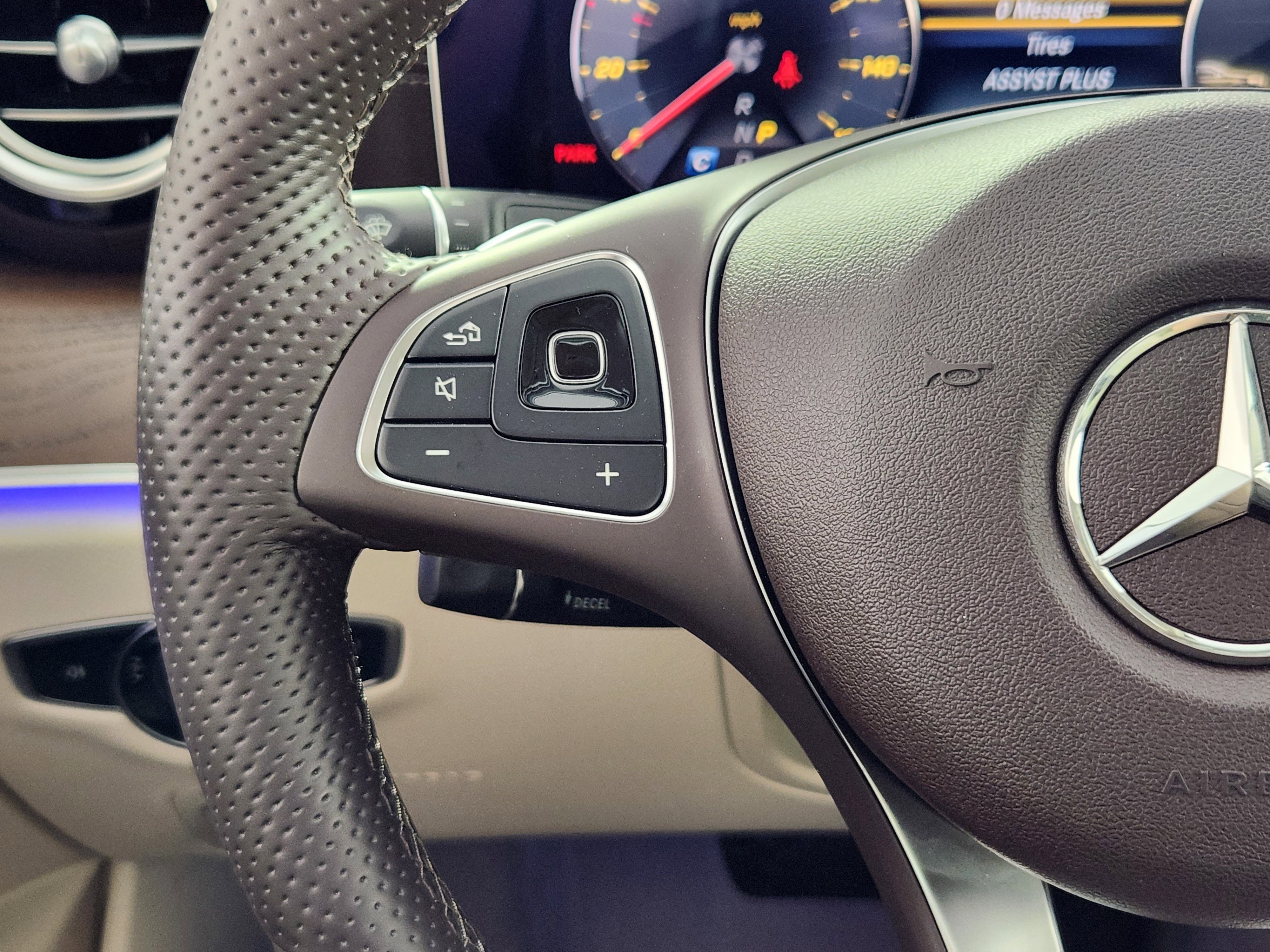 Used 2018 Mercedes-Benz E 300 4MATIC image 18