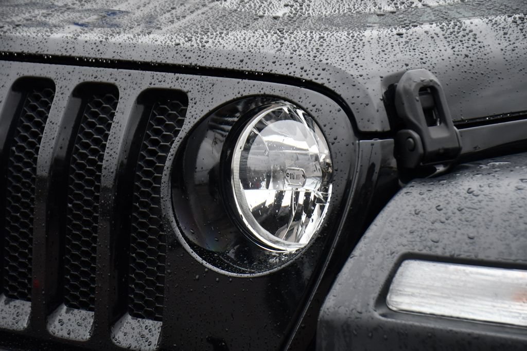 Used 2021 Jeep Wrangler Sport AWD/4WD image 34