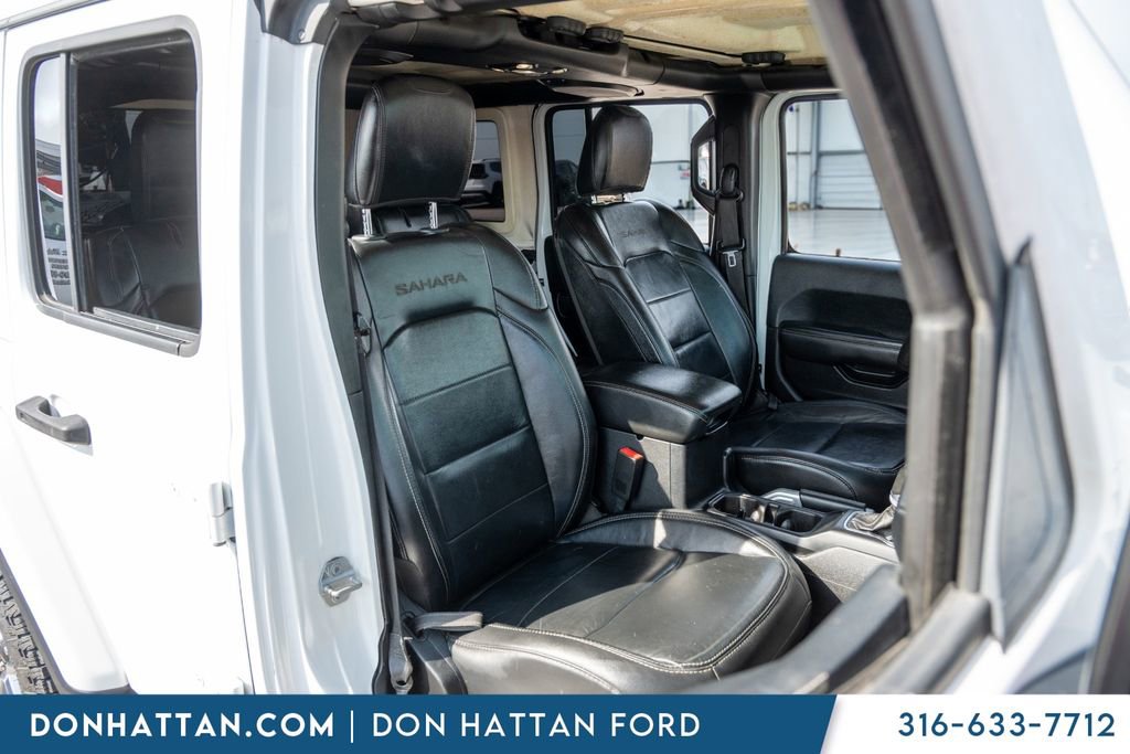 Used 2019 Jeep Wrangler Unlimited Sahara image 25