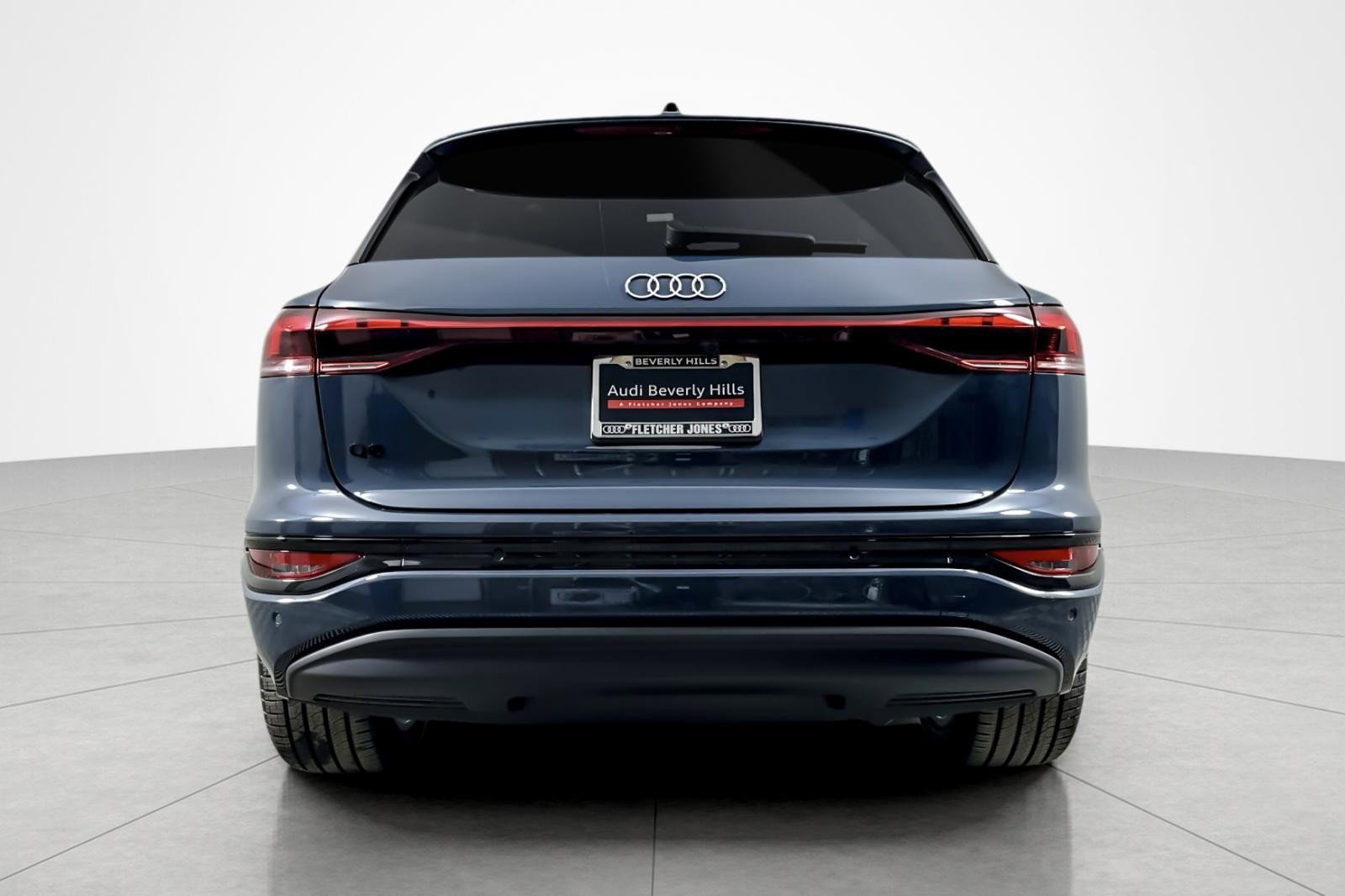 New 2025 Audi Q6 e-tron Premium Plus RWD image 5