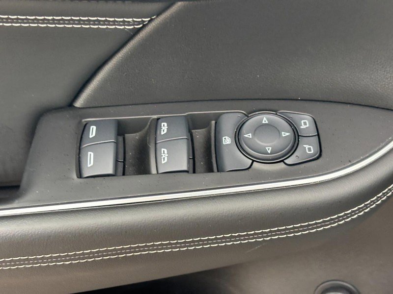 Certified 2022 Buick Envision Preferred FWD image 16
