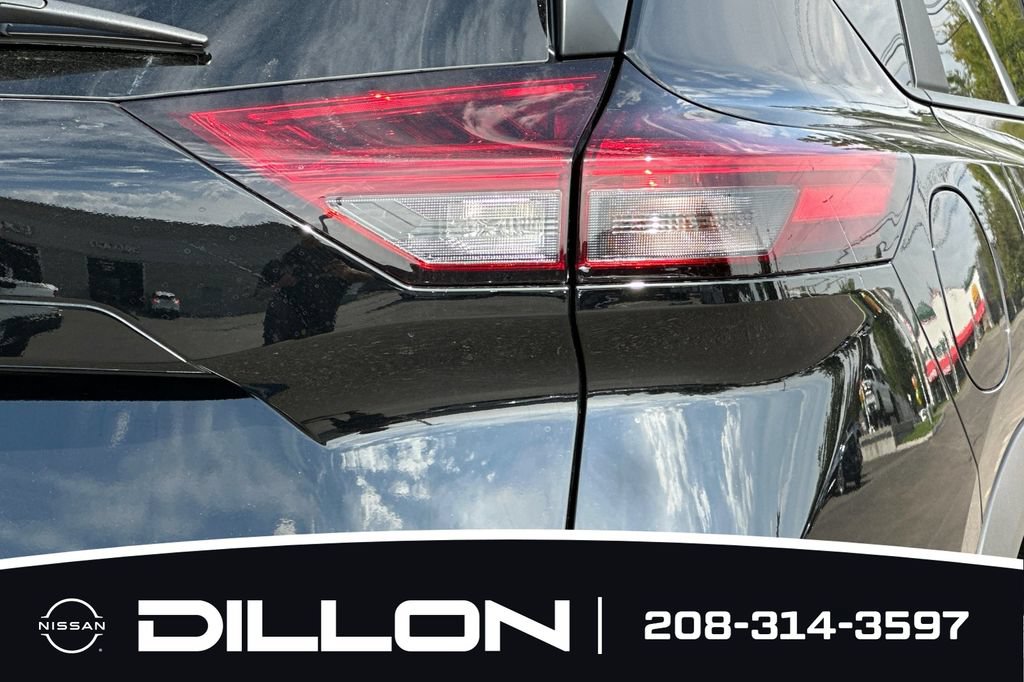 New 2026 Nissan Rogue SV AWD/4WD image 28