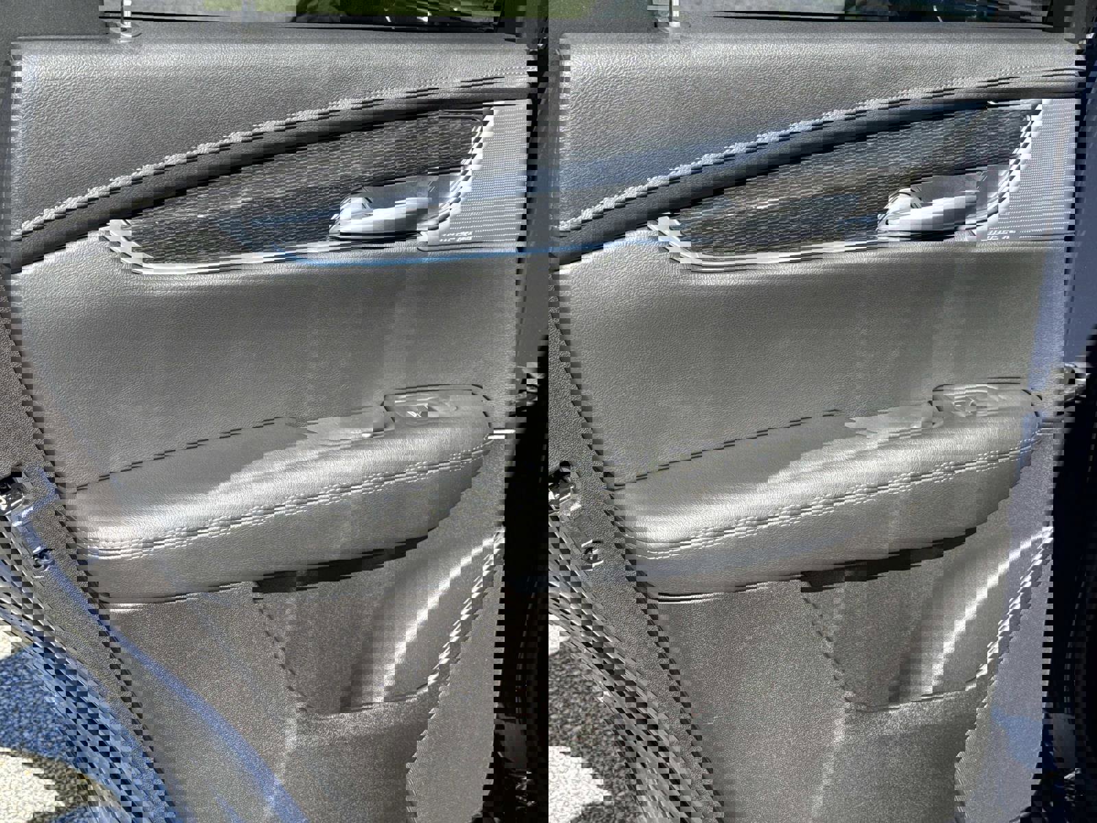 Certified 2025 Cadillac XT5 Premium Luxury image 12