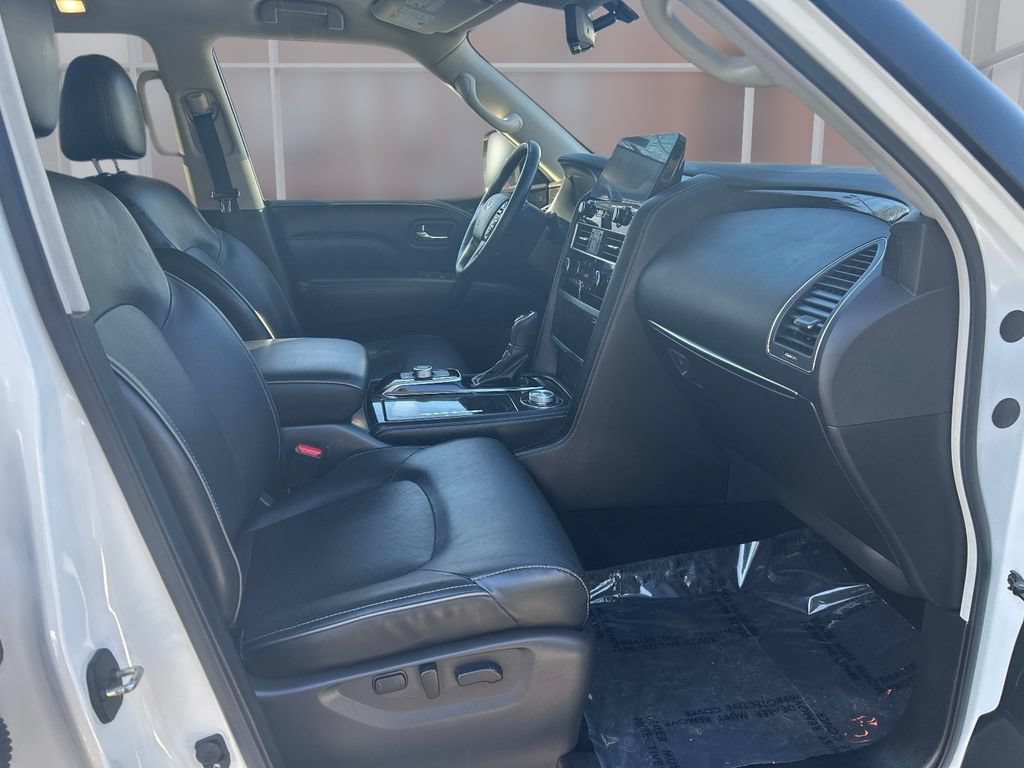 Used 2024 INFINITI QX80 Luxe AWD/4WD image 12