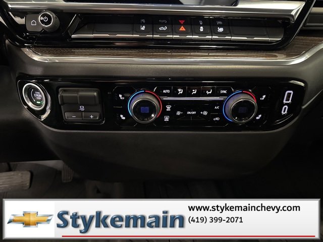 Used 2025 Chevrolet Silverado 2500 LT w/ Convenience Package image 11