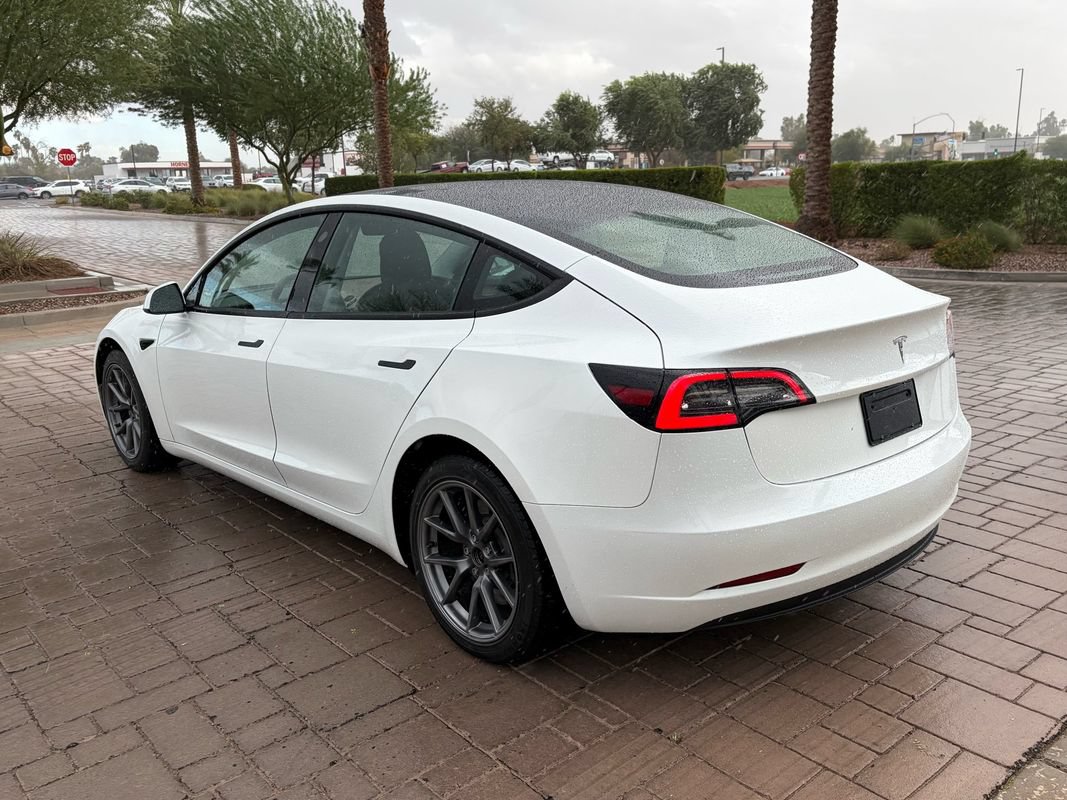 Used 2023 Tesla Model 3 Standard Range RWD image 4