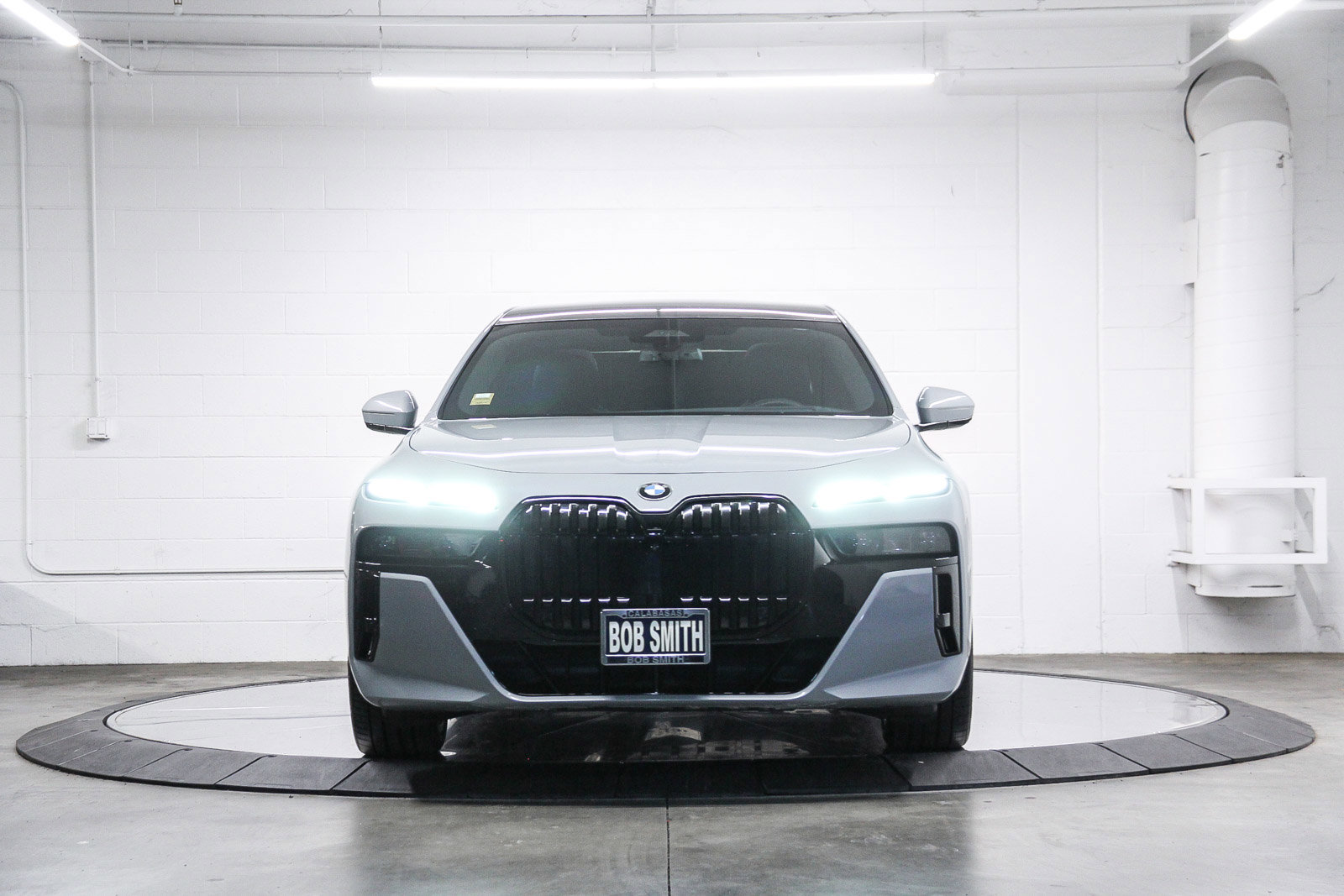 Certified 2023 BMW 740i w/ Parking Assistance Package video 2