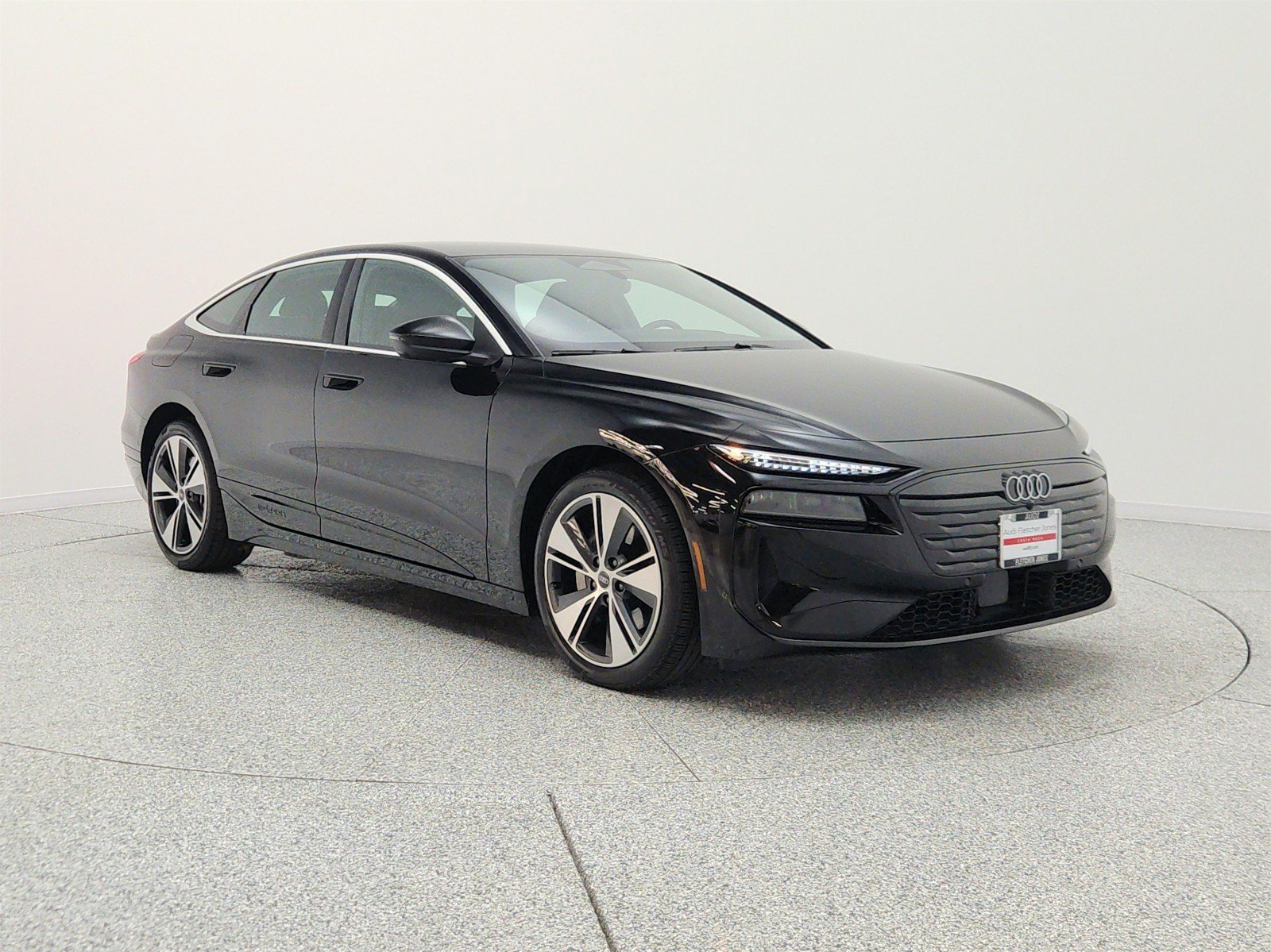 Used 2025 Audi A6 e-tron Premium Plus w/ Premium Plus RWD image 3