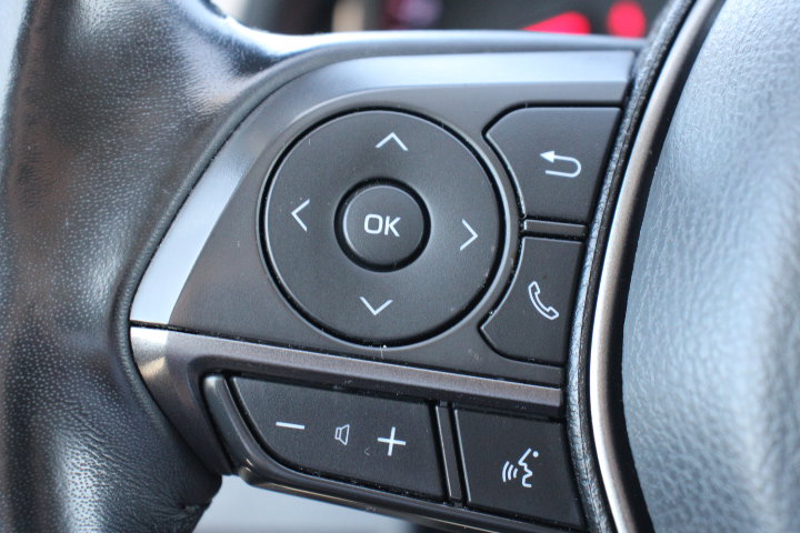 Used 2022 Toyota Camry XSE image 24