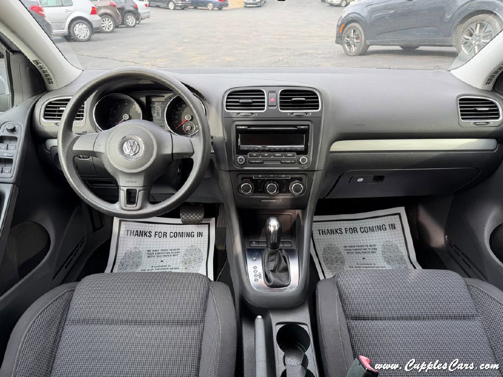 Used 2014 Volkswagen Golf 4-Door FWD image 15