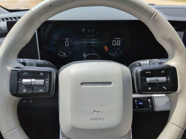 Used 2025 Hyundai Santa Fe SEL FWD image 31