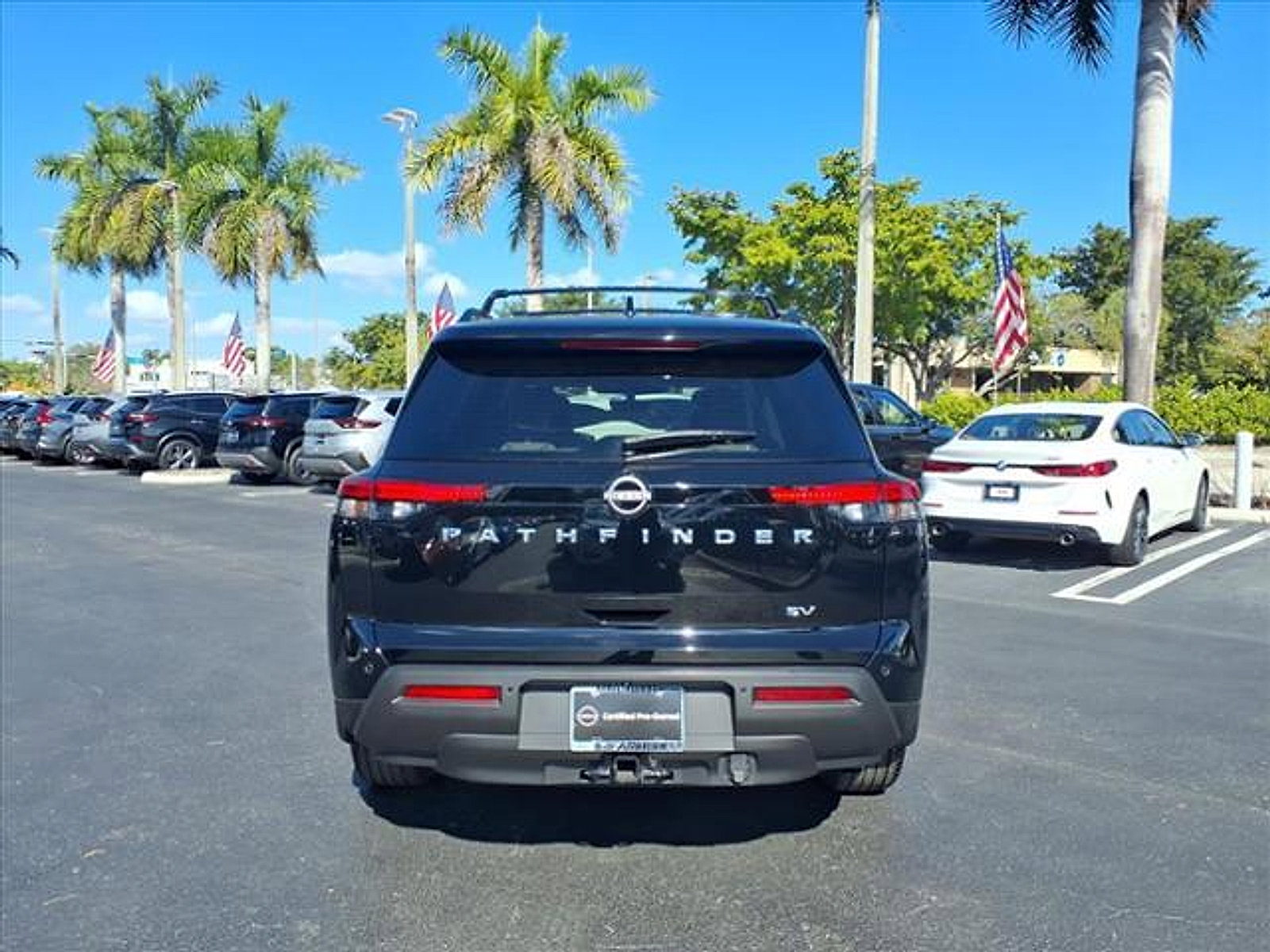 Certified 2022 Nissan Pathfinder SV w/ SV Premium Package image 10