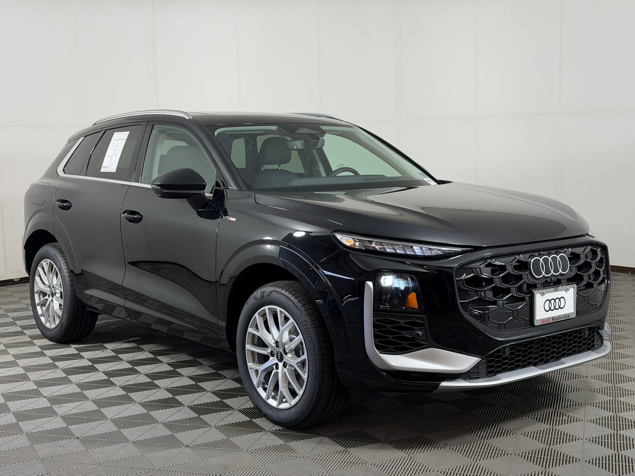New 2026 Audi Q3 quattro 2.0T AWD/4WD image 7