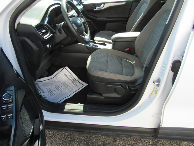 Used 2021 Ford Escape SE FWD image 25