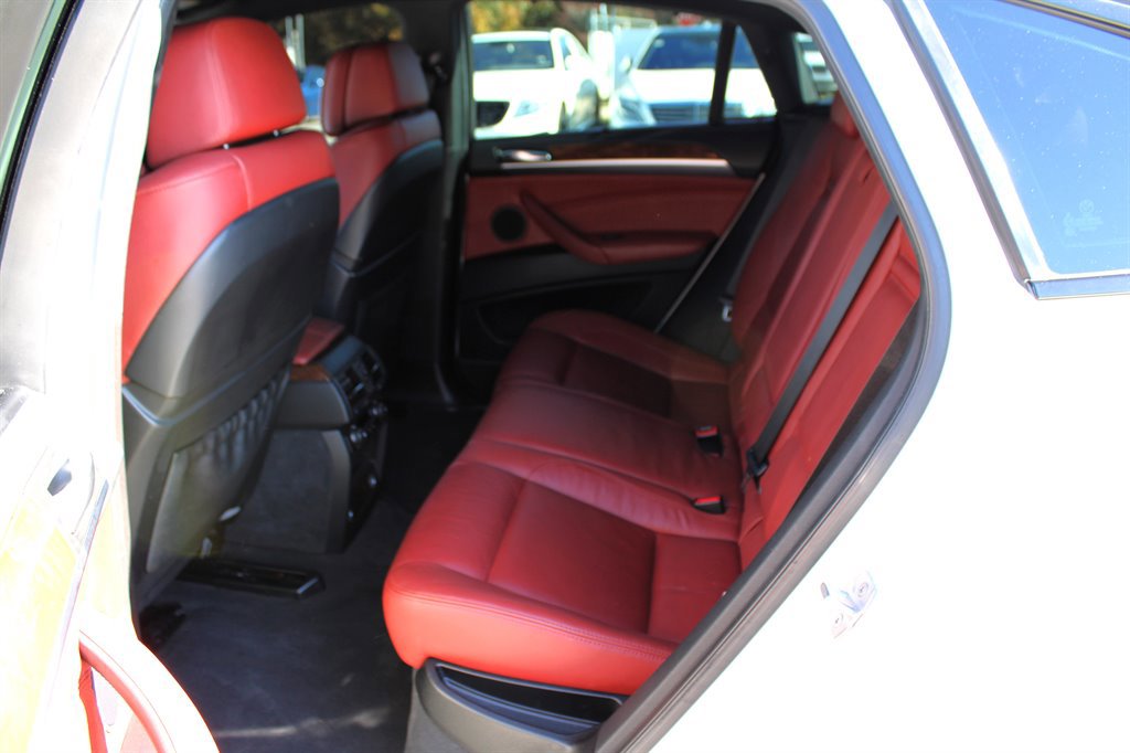 Used 2014 BMW X6 xDrive50i image 19