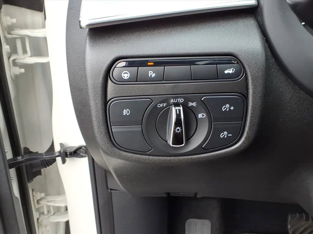 Used 2022 INFINITI QX50 Essential image 29