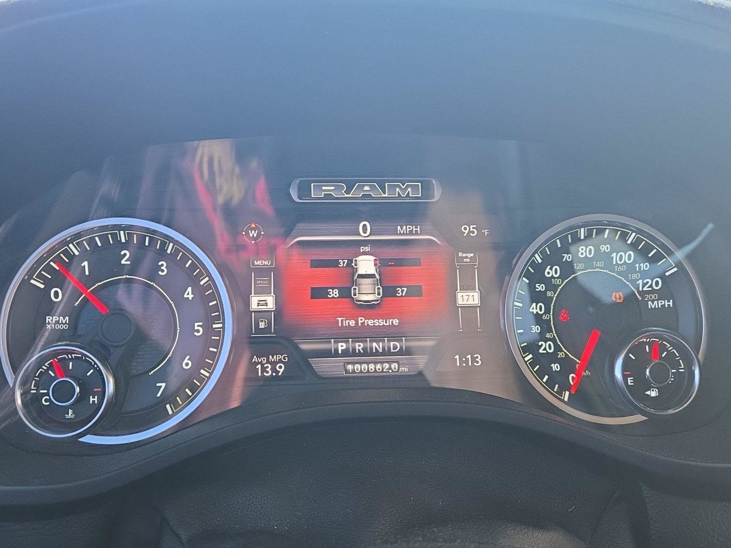 Used 2020 RAM 1500 Laramie AWD/4WD image 19