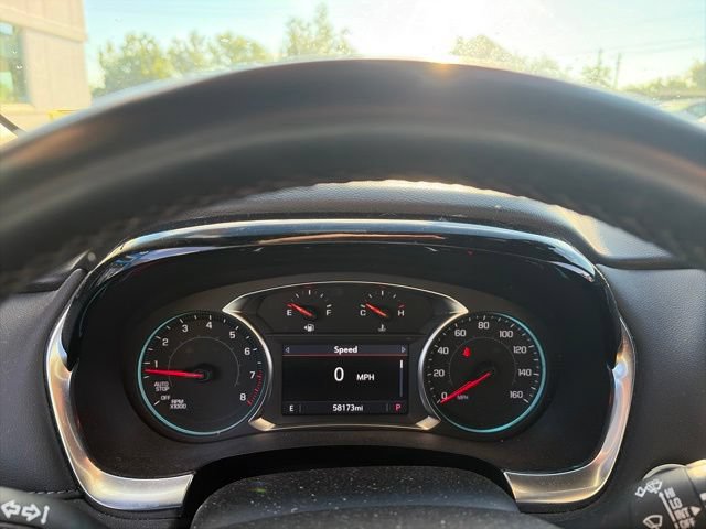 Used 2023 Chevrolet Traverse LT w/ Rear Camera Mirror Package AWD/4WD image 15