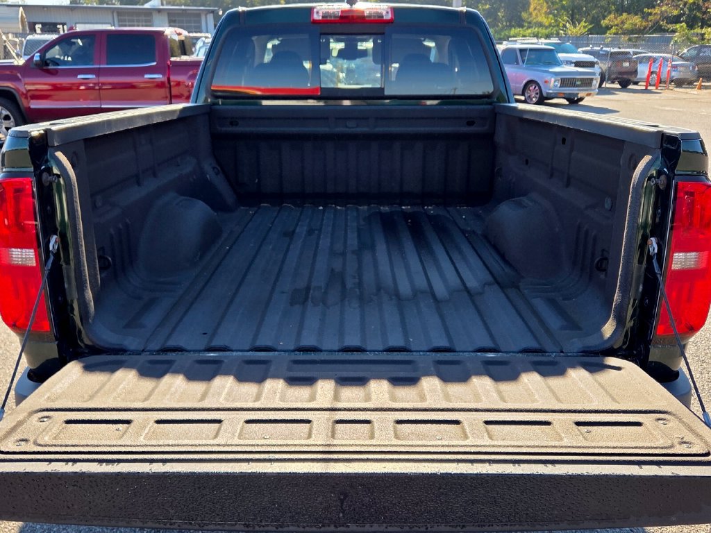 Used 2015 Chevrolet Colorado Z71 AWD/4WD image 9