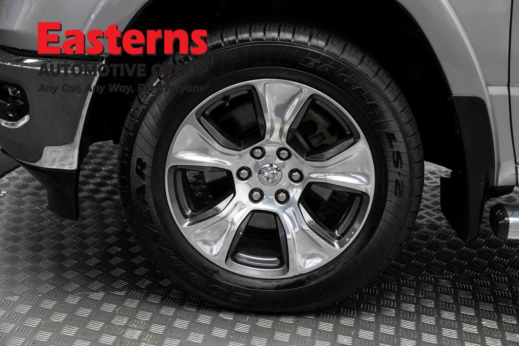 Used 2019 RAM 1500 Laramie AWD/4WD image 34