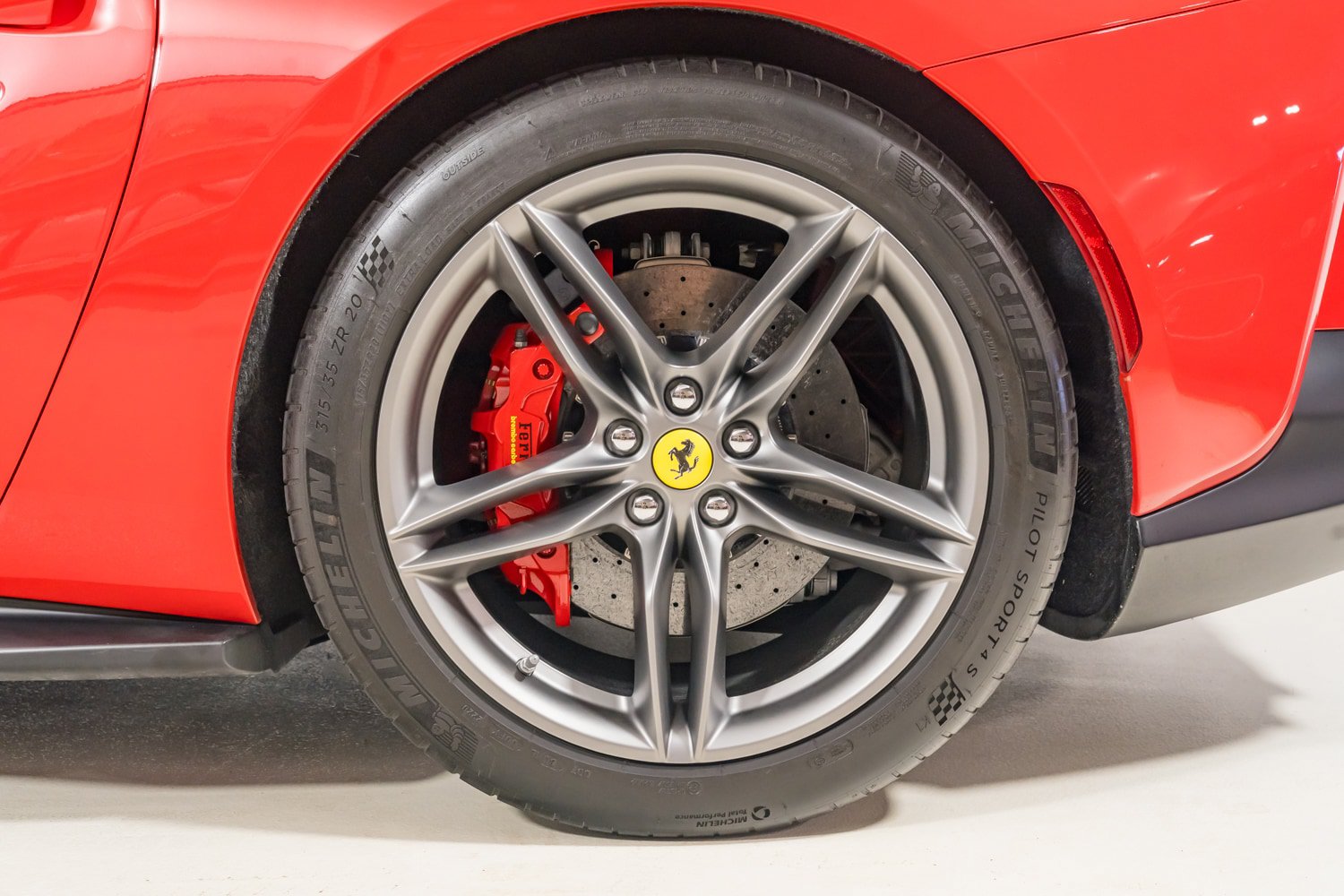 Certified 2021 Ferrari 812 GTS RWD image 23