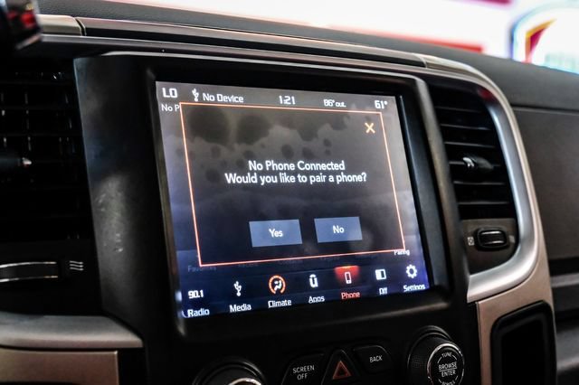 Used 2018 RAM 2500 SLT w/ Cold Weather Group AWD/4WD image 32