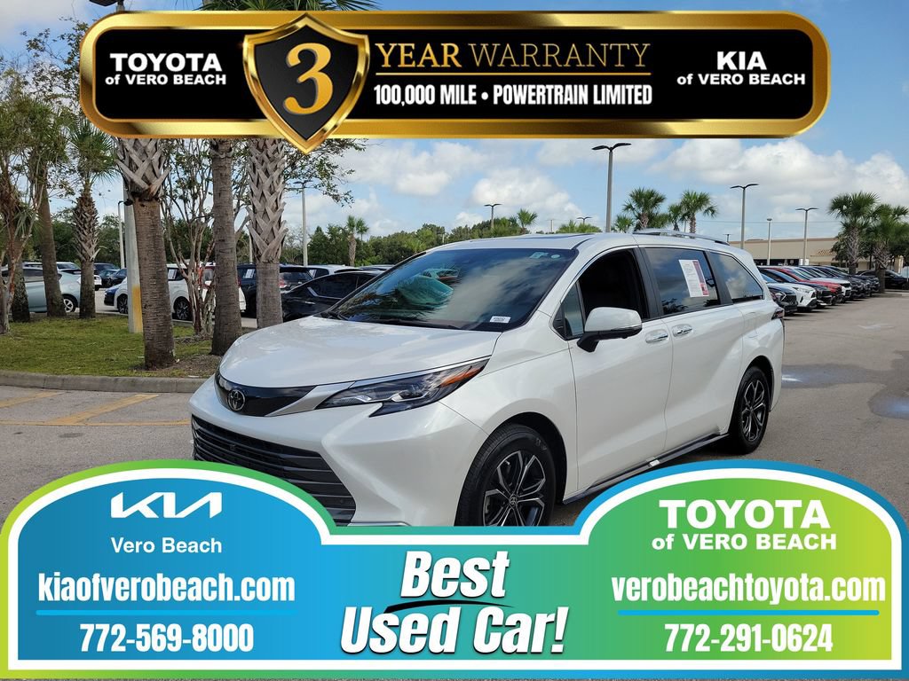 Certified 2026 Toyota Sienna Platinum AWD/4WD image 1