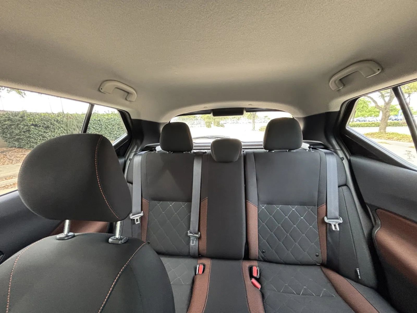 Used 2020 Nissan Kicks SR FWD image 30