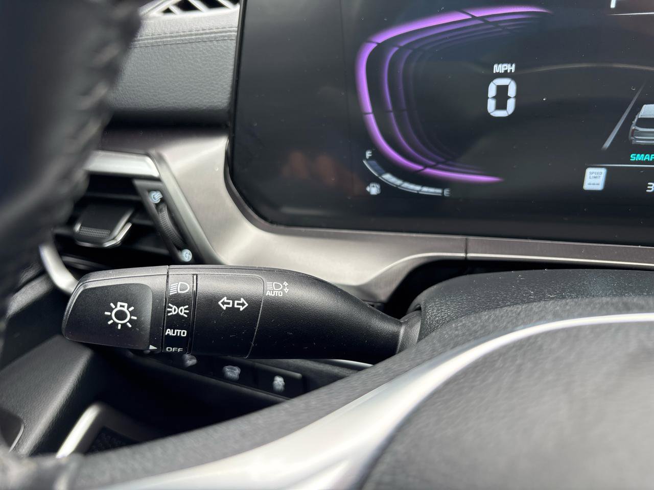 Used 2025 Kia Telluride S AWD/4WD image 18