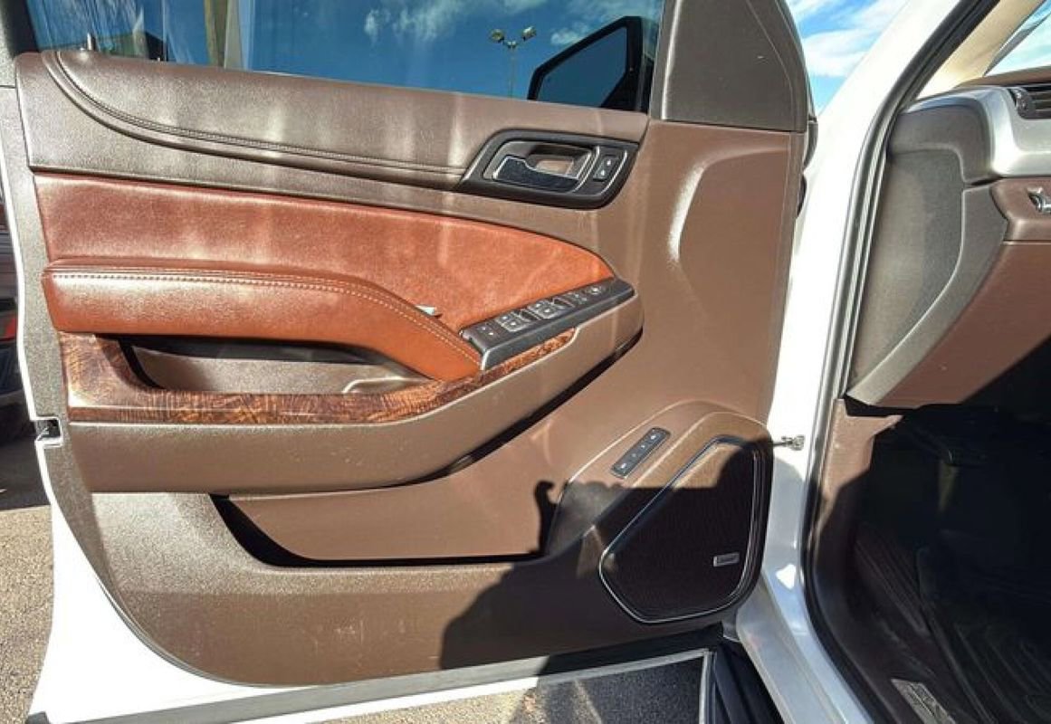 Used 2016 Chevrolet Suburban LTZ image 19