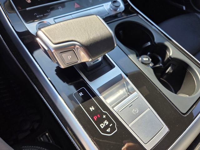 Used 2025 Audi Q8 Premium Plus image 28
