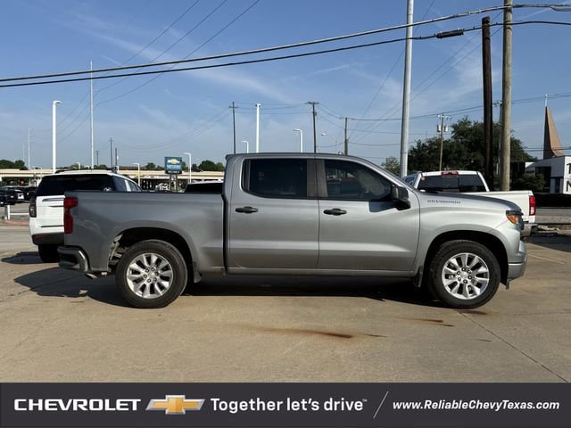 Used 2024 Chevrolet Silverado 1500 Custom RWD image 3